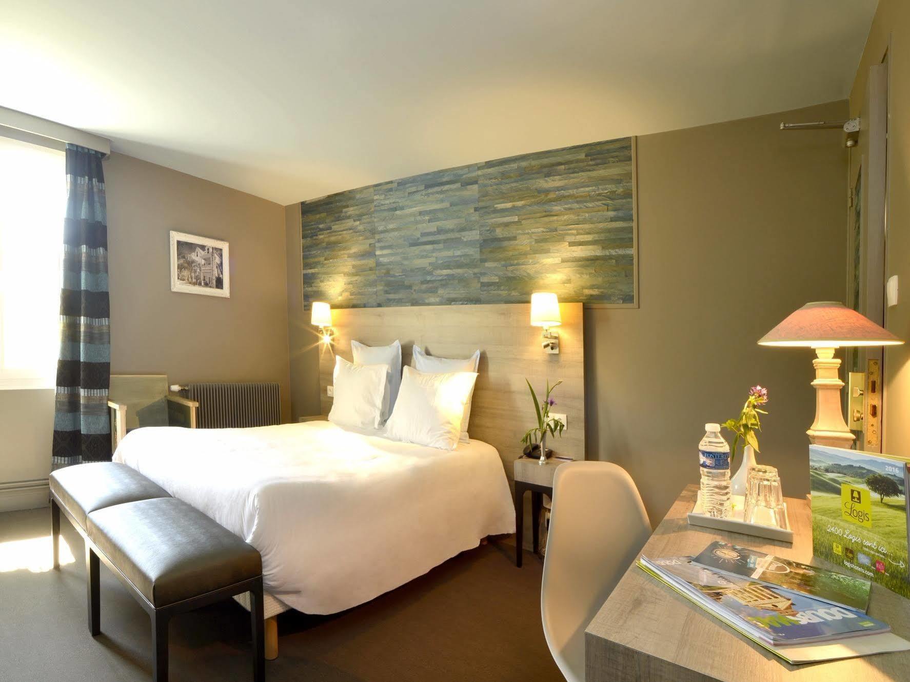 De France Hotel 3*